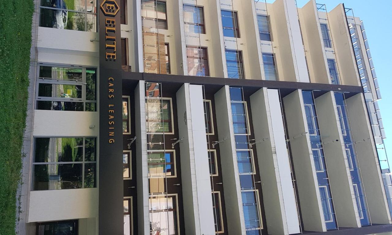 Apartament Monadin 3 Брашов Екстериор снимка