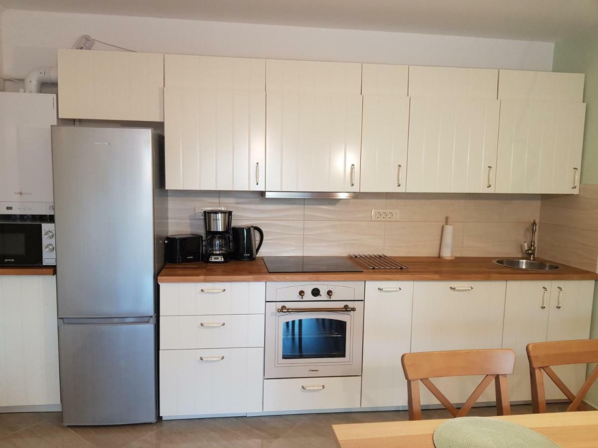 Apartament Monadin 3 Брашов Екстериор снимка