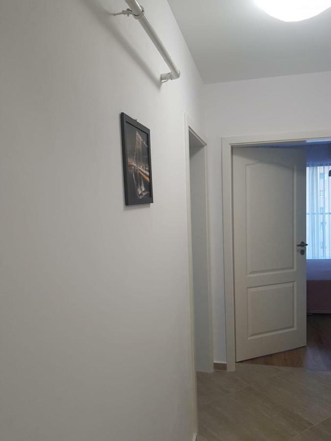 Apartament Monadin 3 Брашов Екстериор снимка