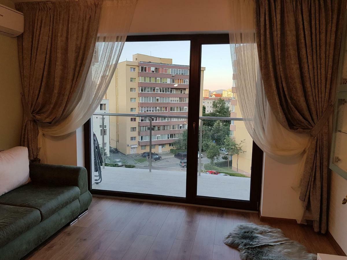 Apartament Monadin 3 Брашов Екстериор снимка